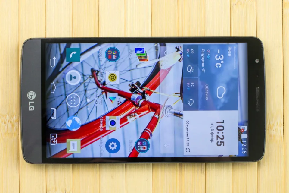 Обзор смартфона LG G3 Stylus (D690): стилус в комплекте — фото 1