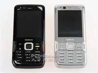 white Nokia N82 vs black Nokia N82