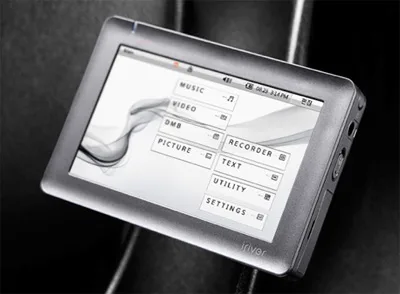 iRiver P10