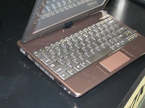 Gigabyte M1028