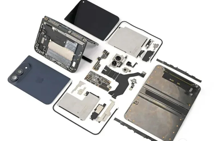 Смартфон iPhone Duo отримав попередні 5 із 10 за ремонтопридатність від iFixit
