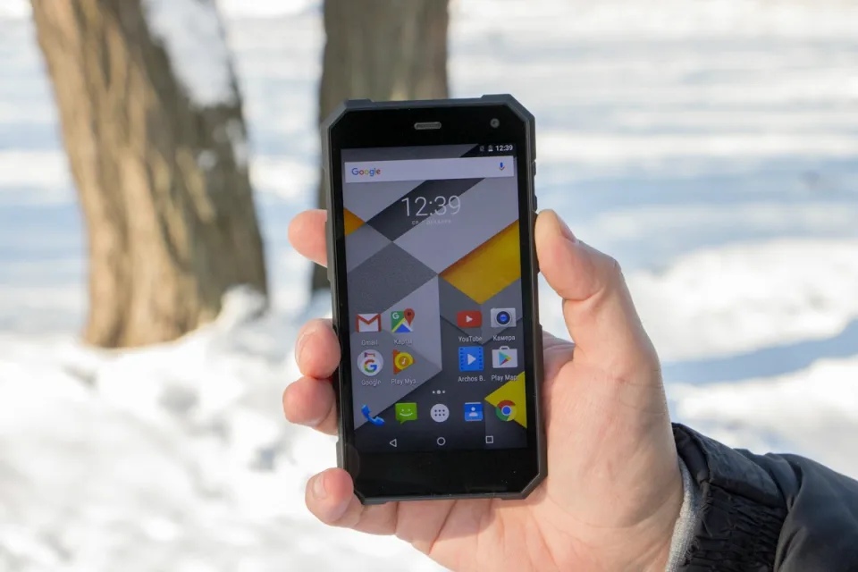 Обзор ARCHOS 50 Saphir: защита по стандарту IP68 — фото 1