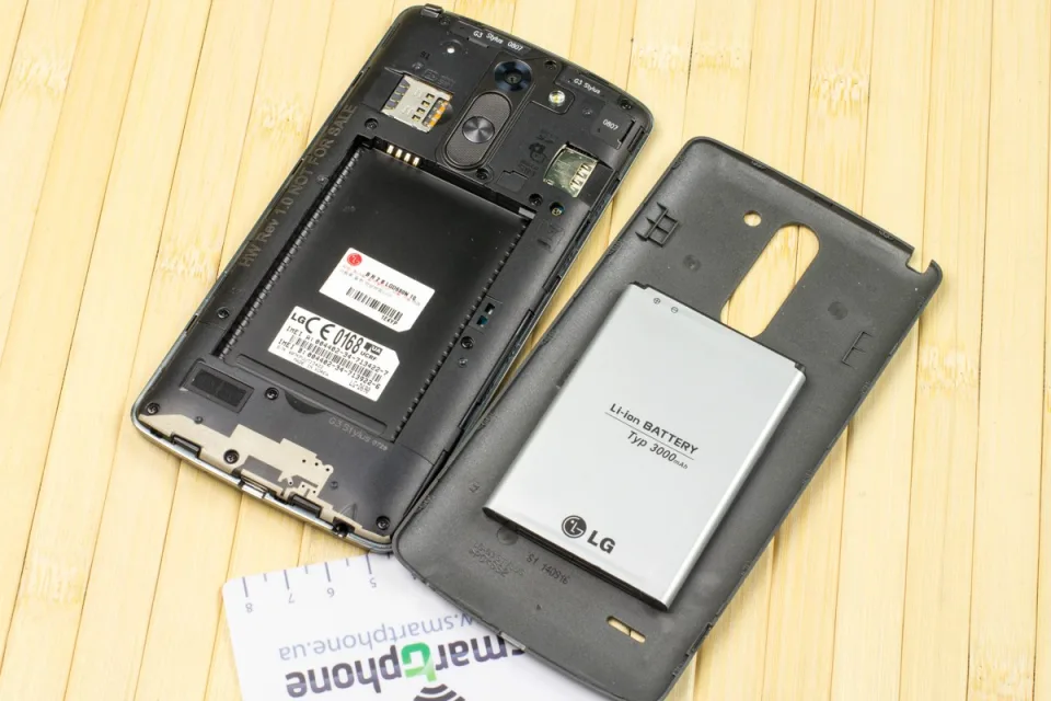 Обзор смартфона LG G3 Stylus (D690): стилус в комплекте — фото 1