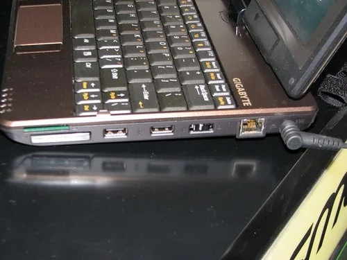 Gigabyte M1028