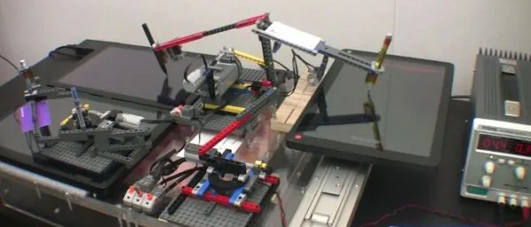 Планшет Kno тестирует Lego (видео) Планшет Kno тестирует Lego (видео)