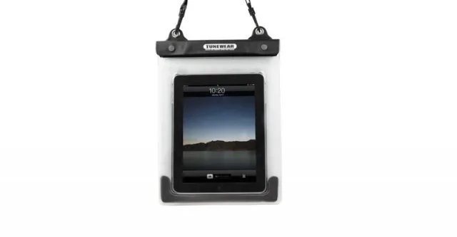 Tunewear Waterwear - водонепроницаемый футляр для iPad (5 фото) Tunewear Waterwear - водонепроницаемый футляр для iPad (5 фото)