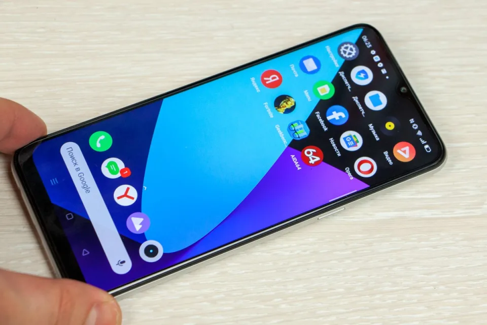 Обзор смартфон Realme 6i: не такой бюджетный как остальные. Игровой! — фото 1