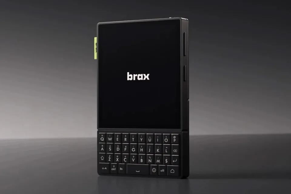 Смартфон Brax Wink отримав знімну клавіатуру й фізичний перемикач приватності