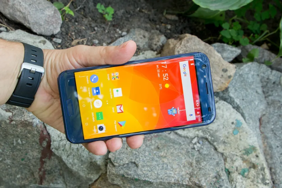 Обзор смартфона Doogee BL5000: 5050 мАч в ярком корпусе — фото 1