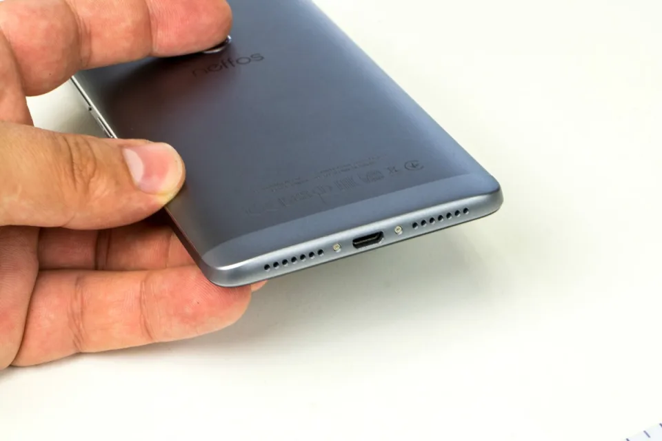 Обзор Neffos X1 Max: смартфон в металле с 5,5 дюймовым дисплеем — фото 1