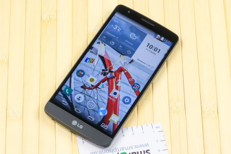 Обзор смартфона LG G3 Stylus (D690): стилус в комплекте — фото 1