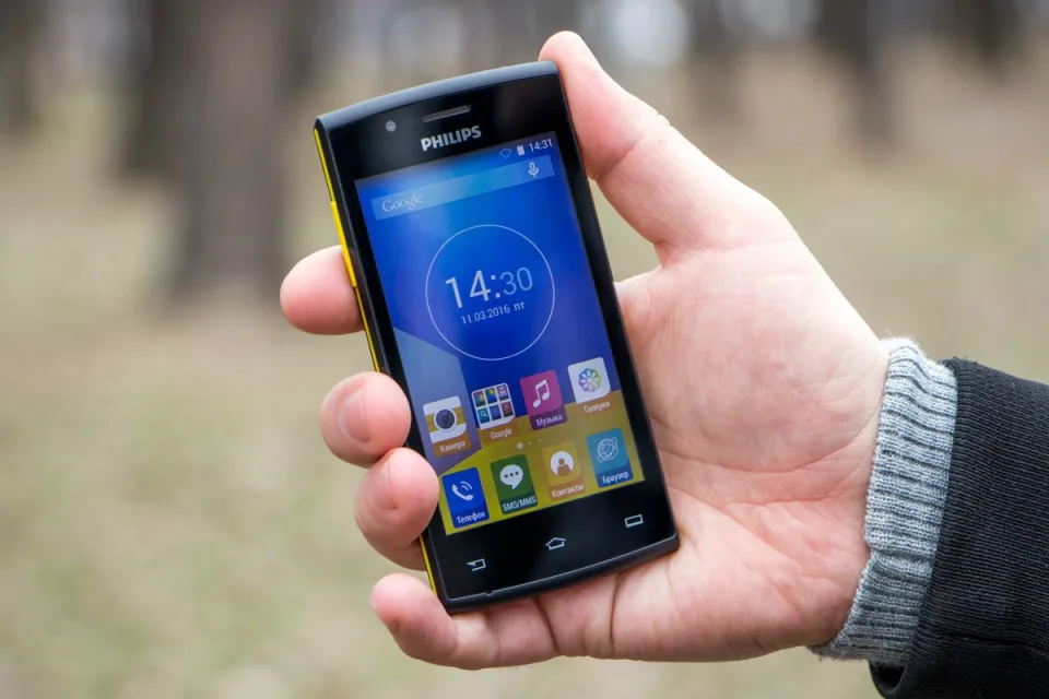 Обзор смартфона Philips S307: небольшой и непростой двухсимник — фото 1
