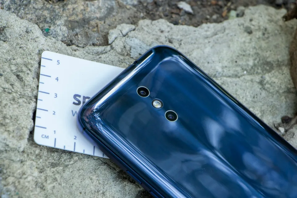 Обзор смартфона Doogee BL5000: 5050 мАч в ярком корпусе — фото 1