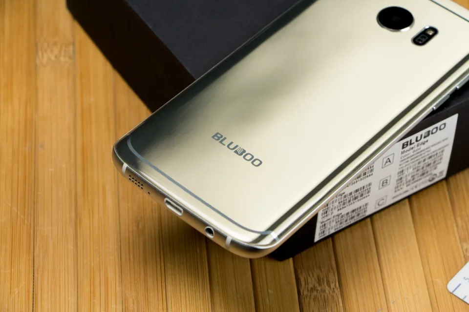 Обзор смартфона Bluboo Edge –  китайская копия Galaxy S7 Edge! — фото 1