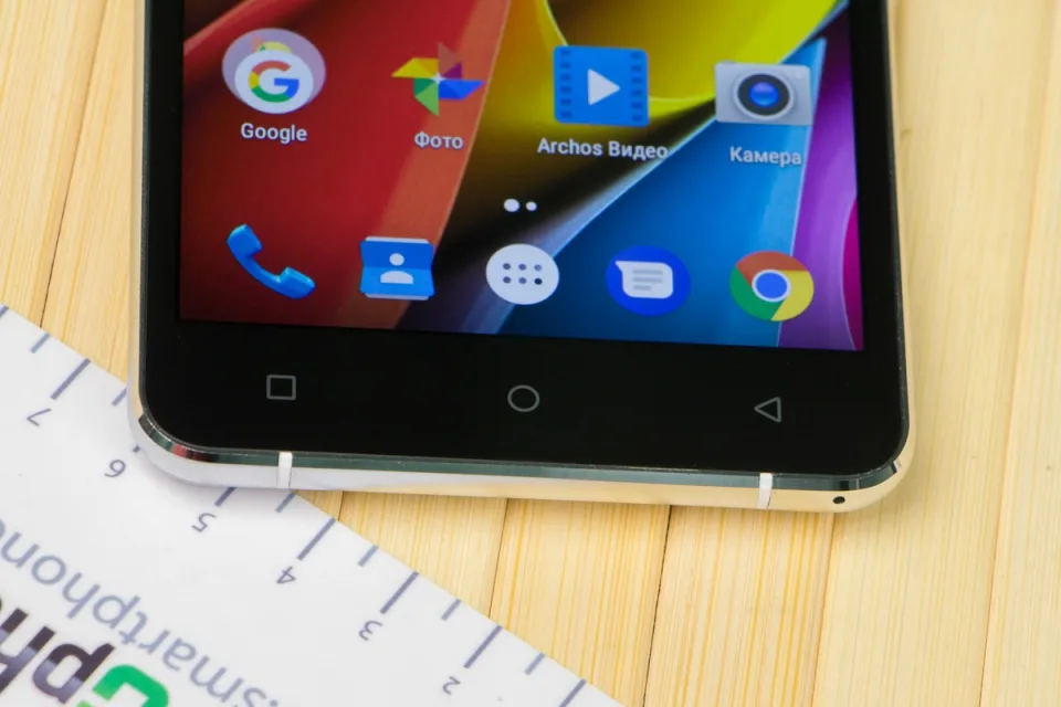 Обзор смартфона ARCHOS 55b Cobalt — фото 1