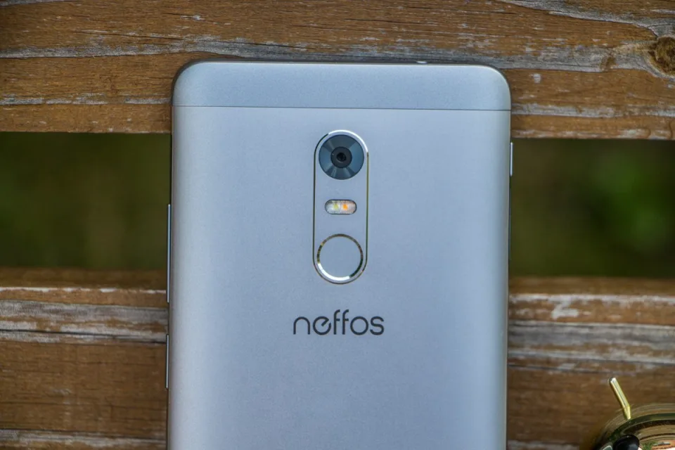 Обзор Neffos X1 Max: смартфон в металле с 5,5 дюймовым дисплеем — фото 1