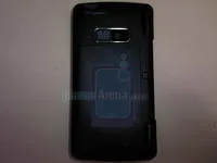 Скоро в продаже LG VX8610 и LG VX9100 («шпионские» фото)