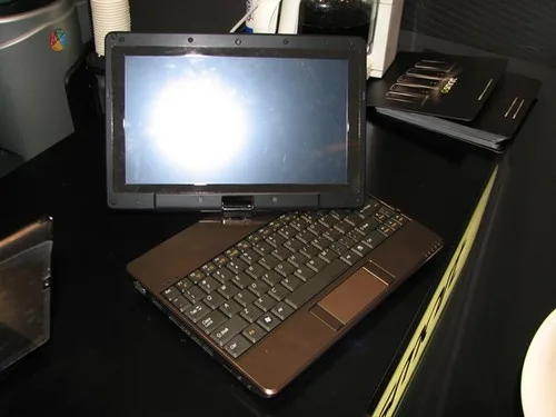 Gigabyte M1028