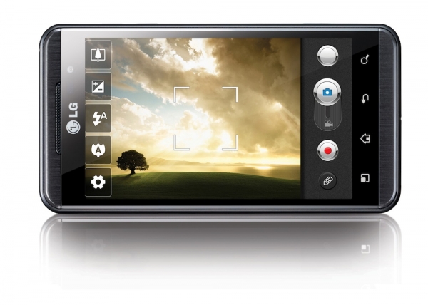 LG Optimus 3D P920 — фото 7