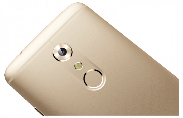 ZTE Axon 7 — фото 8